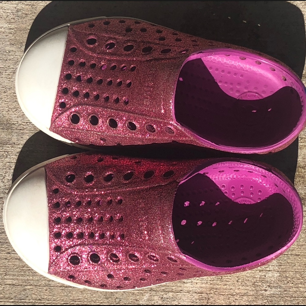 Native Jefferson Toddler size 6